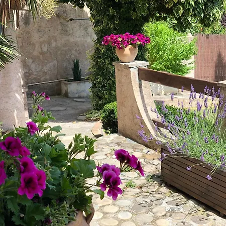 Au Coeur De Valensole, Calme Et Douceur Provencale 瓦朗索尔