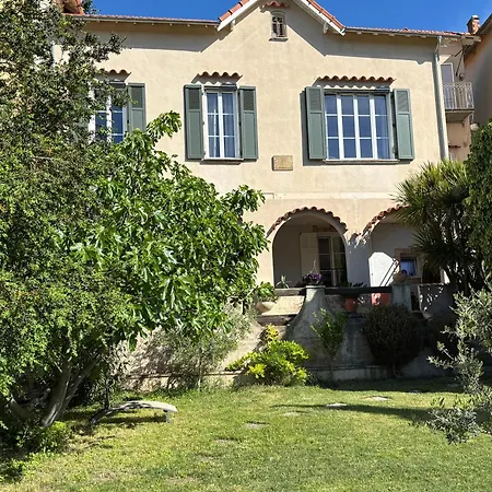 Au Coeur De Valensole, Calme Et Douceur Provencale 瓦朗索尔