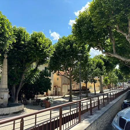 Au Coeur De Valensole, Calme Et Douceur Provencale